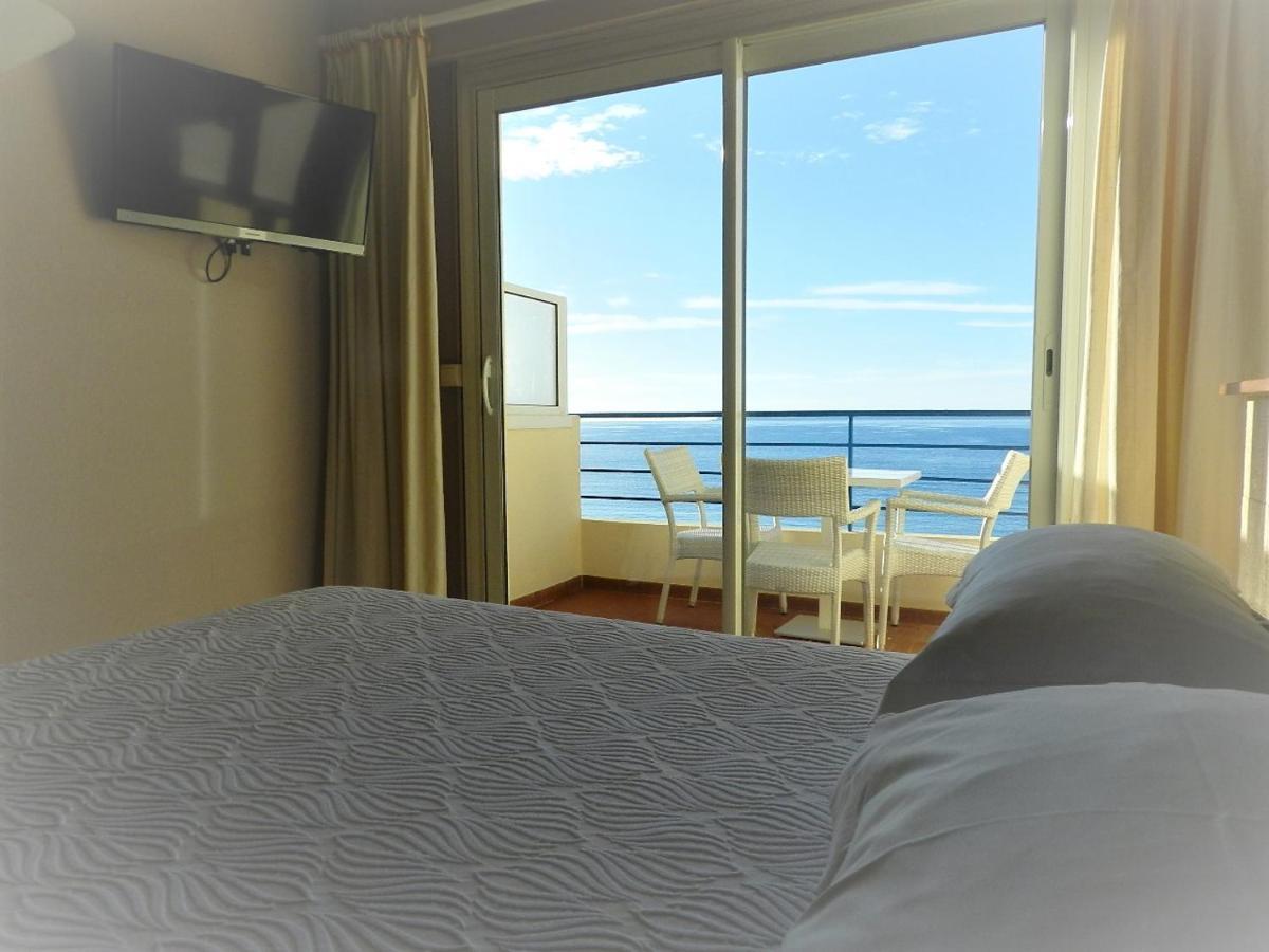 Grand Hotel Moriaz Le Lavandou Exterior photo
